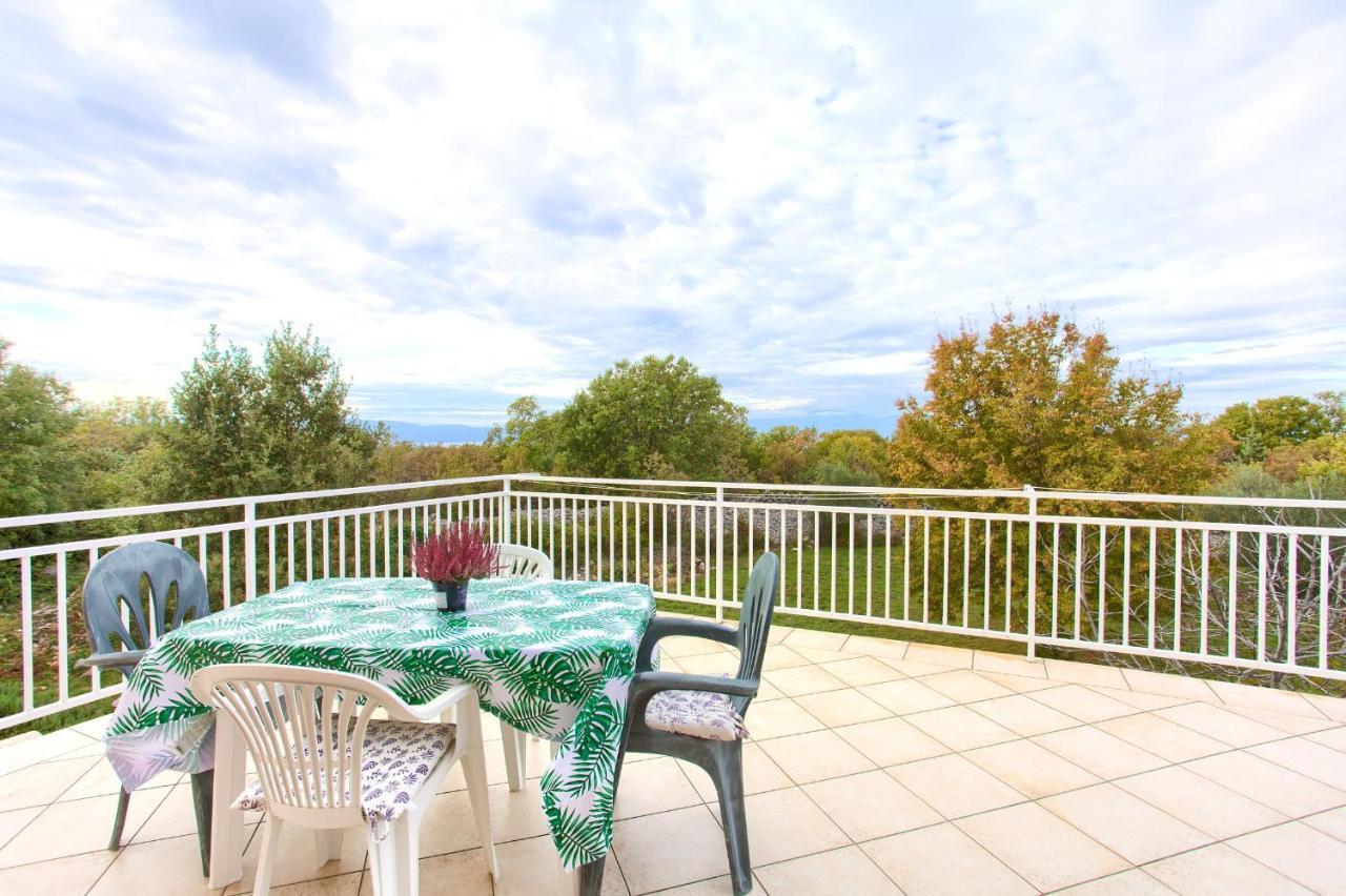 Rasopasno Apartment With Terrace And Private Parking Extérieur photo