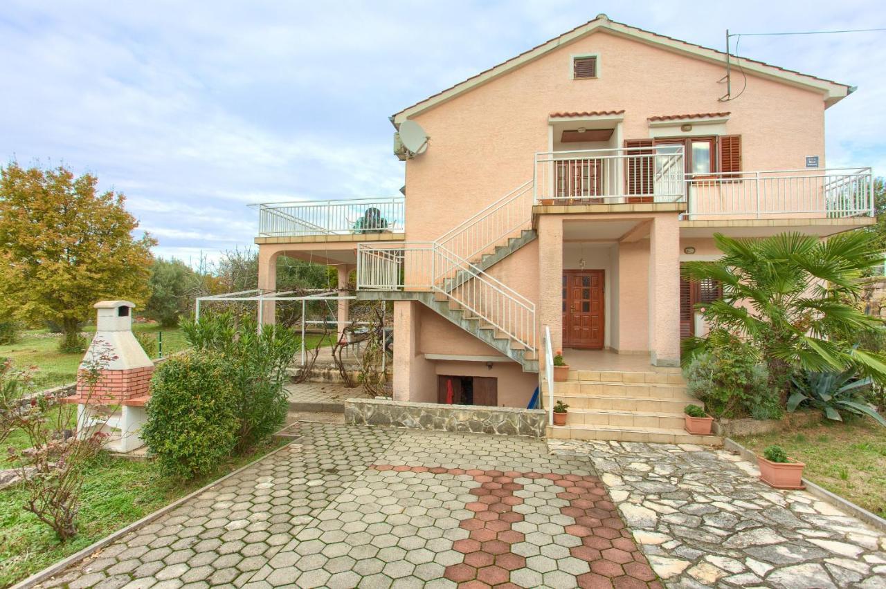 Rasopasno Apartment With Terrace And Private Parking Extérieur photo