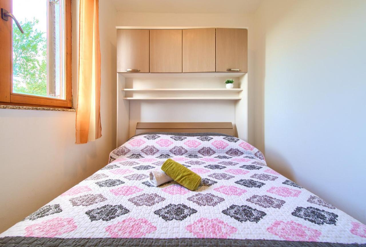 Rasopasno Apartment With Terrace And Private Parking Extérieur photo